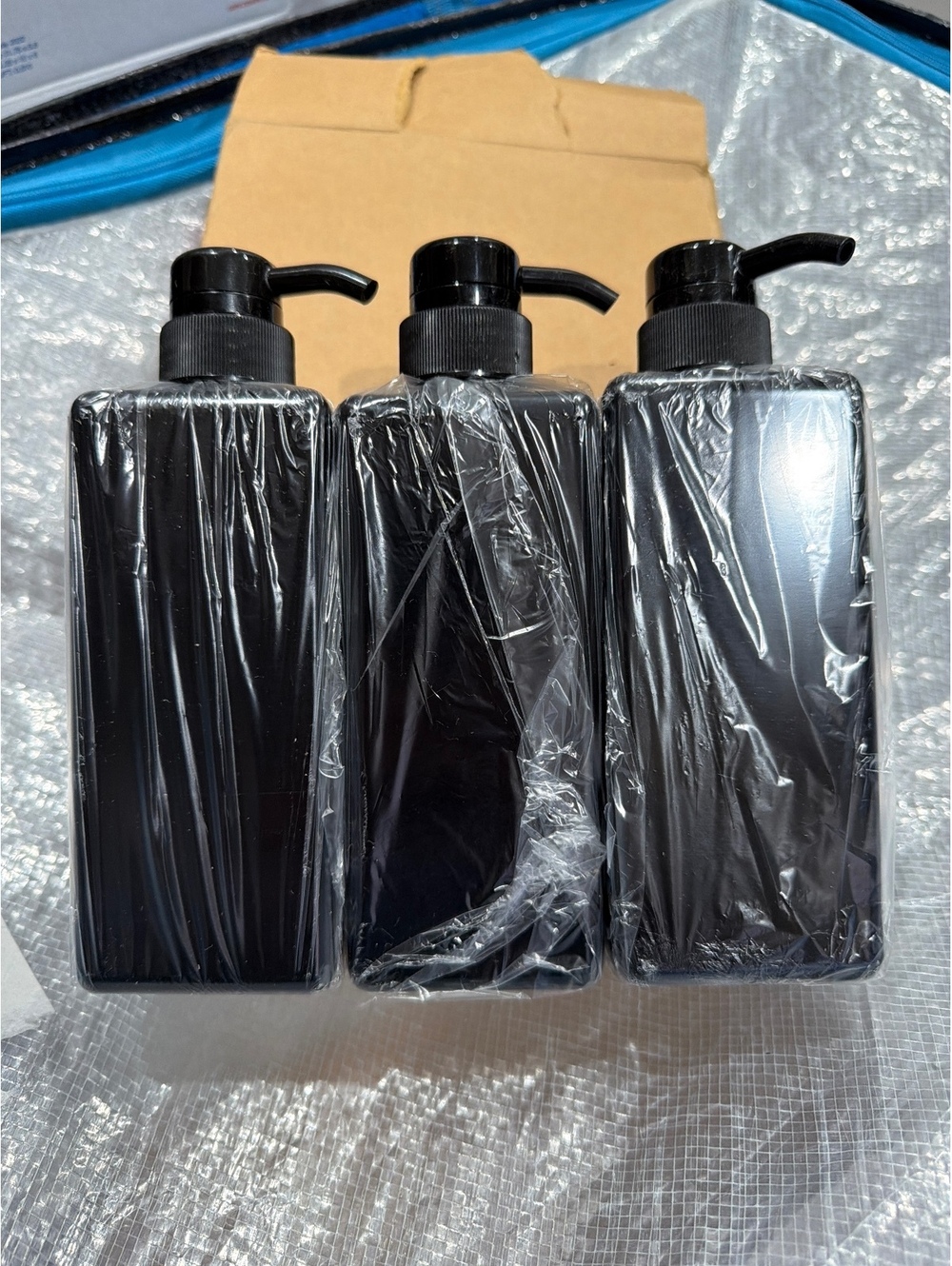 Set of 3 Black Refillable Pump Dispenser Bottles Shampoo Soap Lotion